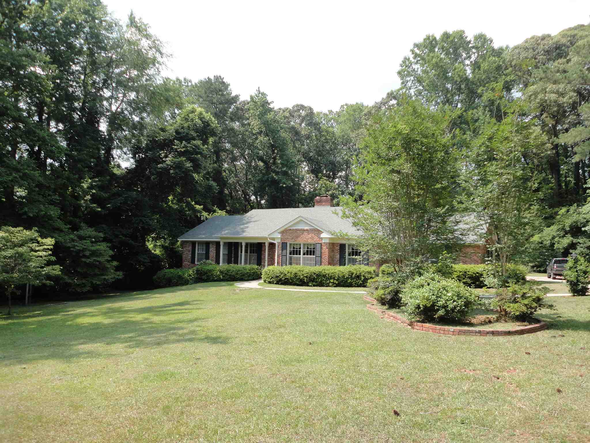 724 La Rose Ter, Lagrange, GA 30240 photo 2