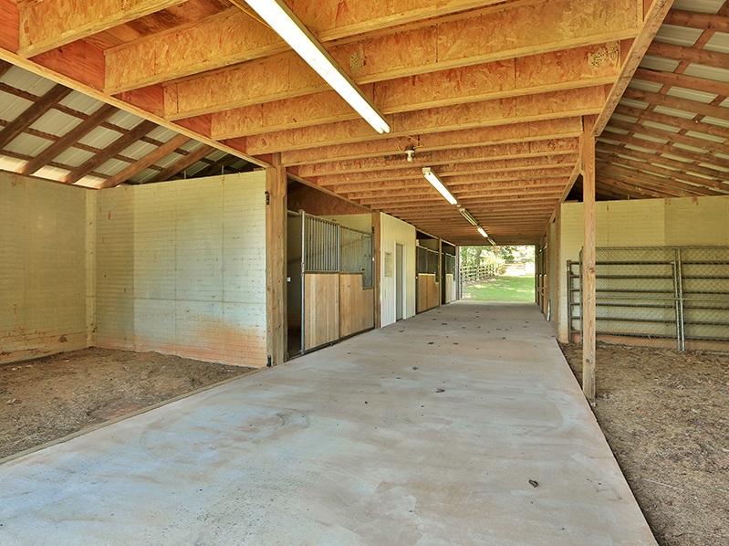 588 Scott Rd, Williamson, GA 30292 photo 5