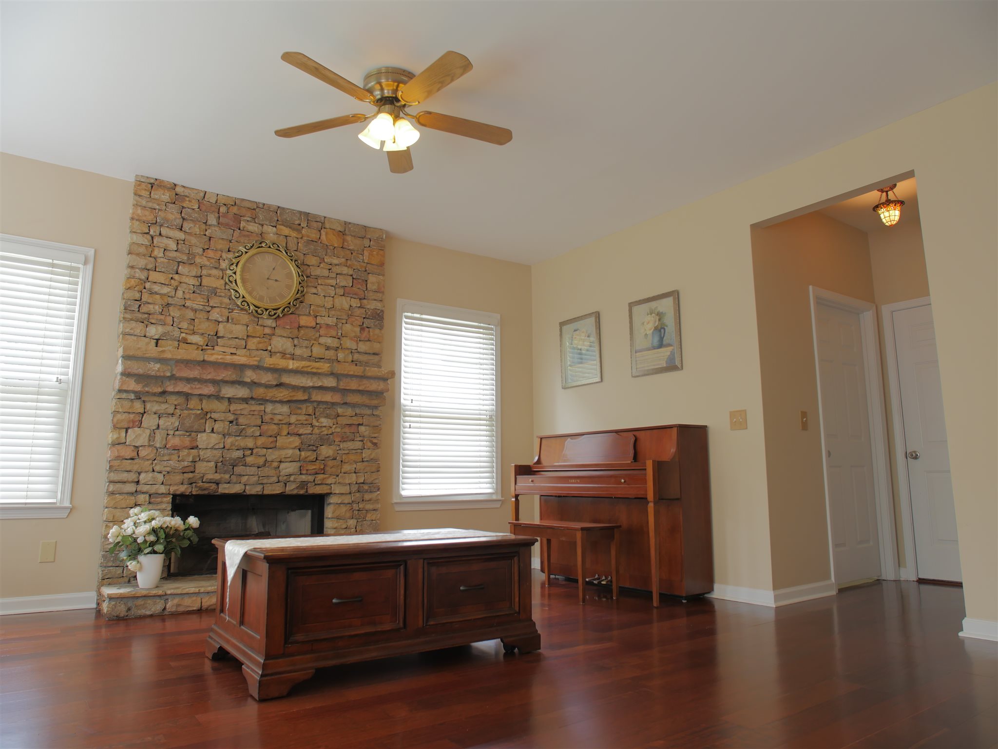 10820 Glenhurst Pass, Duluth, GA 30097 photo 4
