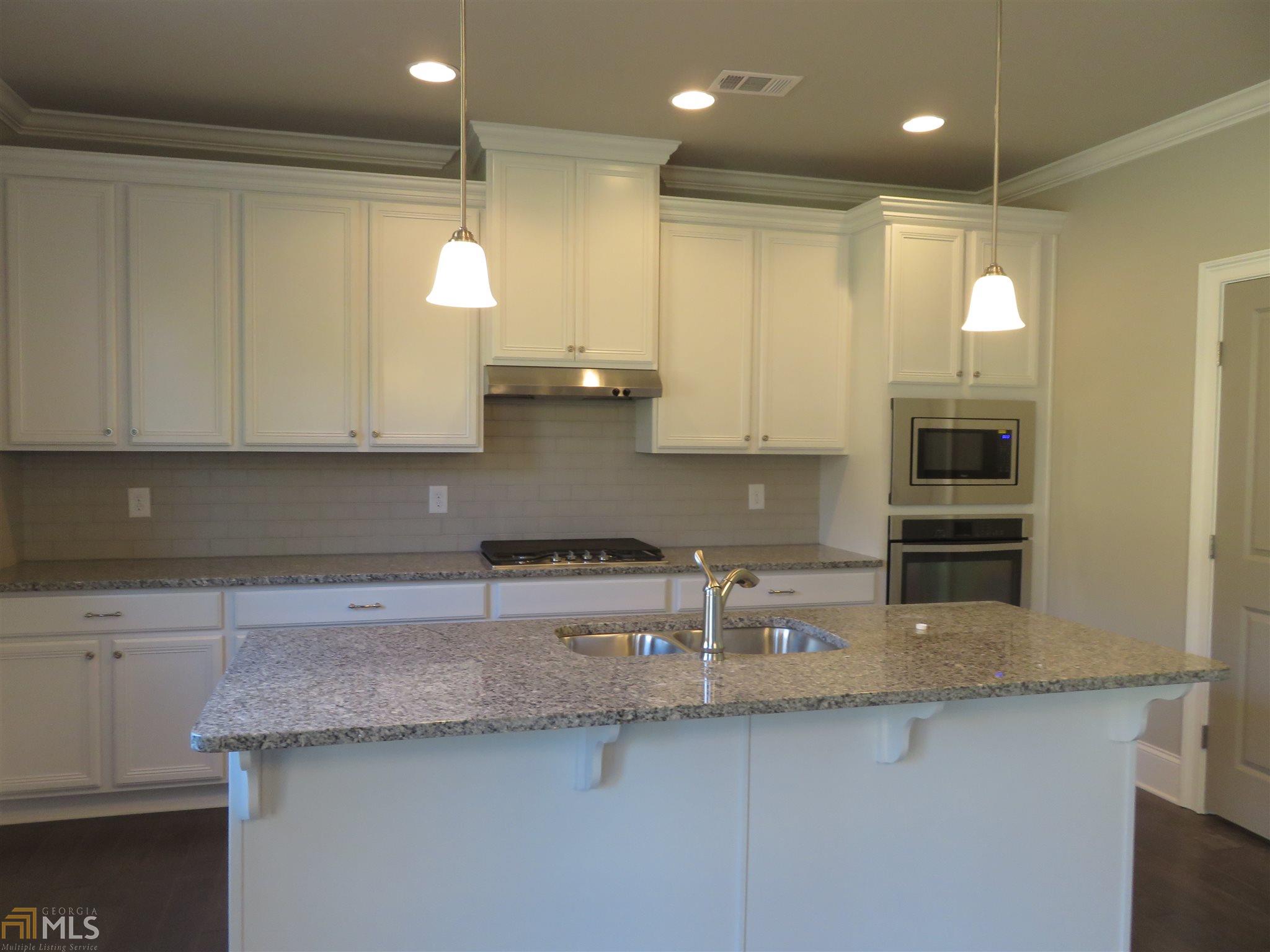 5146 Flatstone Dr, Gainesville, GA 30504 photo 4