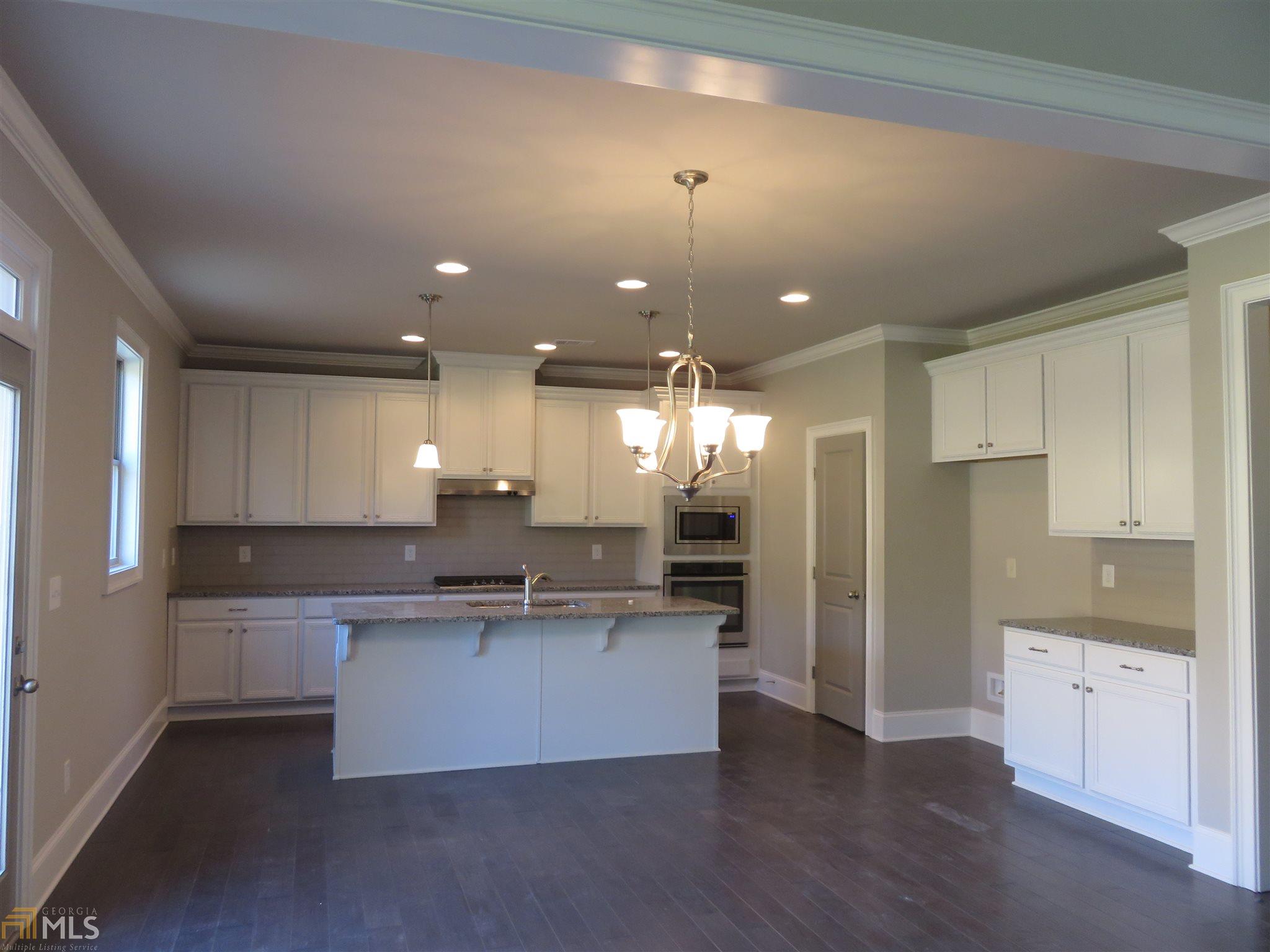 5146 Flatstone Dr, Gainesville, GA 30504 photo 3