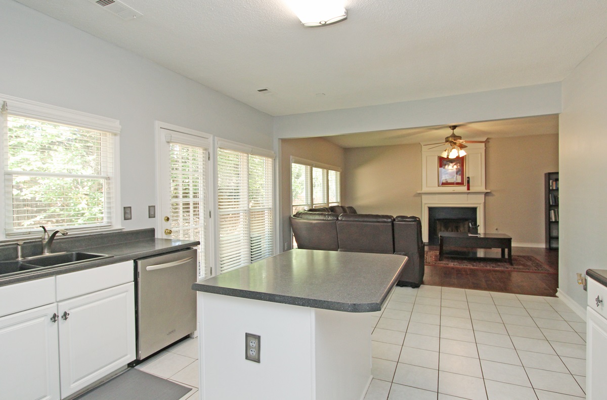 6455 Barwick Ln, Duluth, GA 30097 photo 12