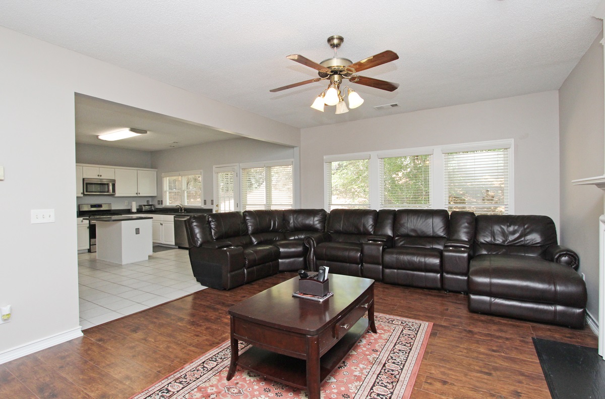 6455 Barwick Ln, Duluth, GA 30097 photo 13