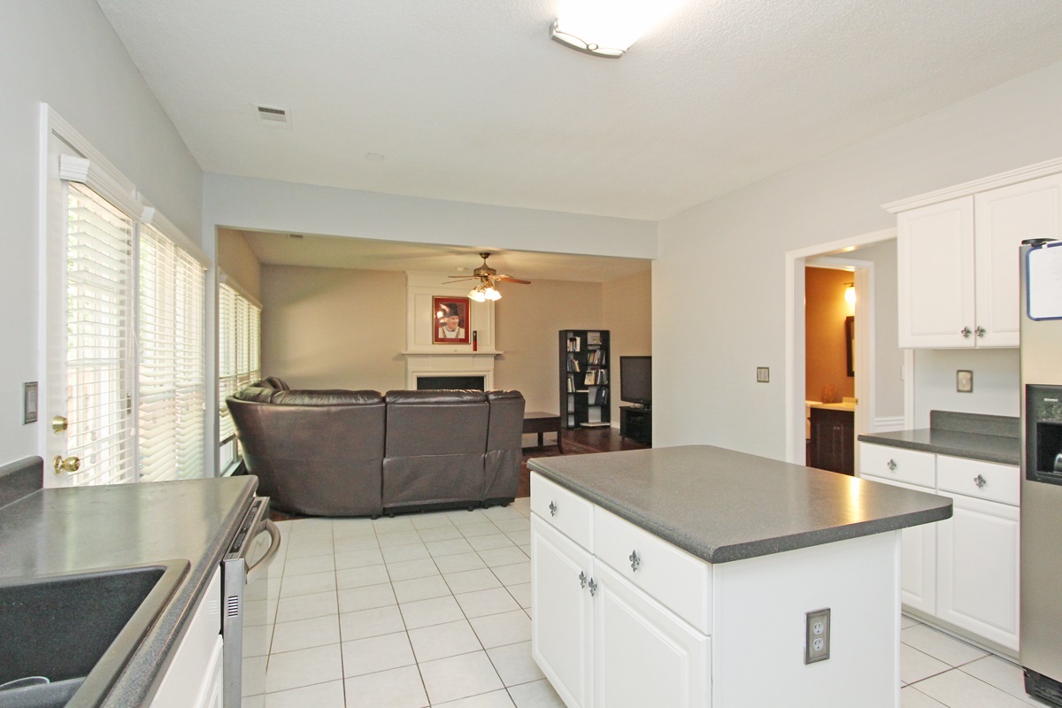 6455 Barwick Ln, Duluth, GA 30097 photo 11