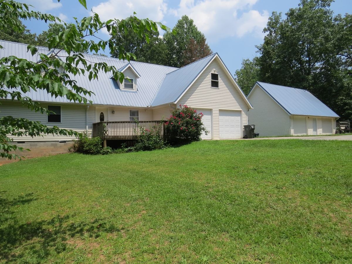 516 Watson St, Toccoa, GA 30577 photo 1