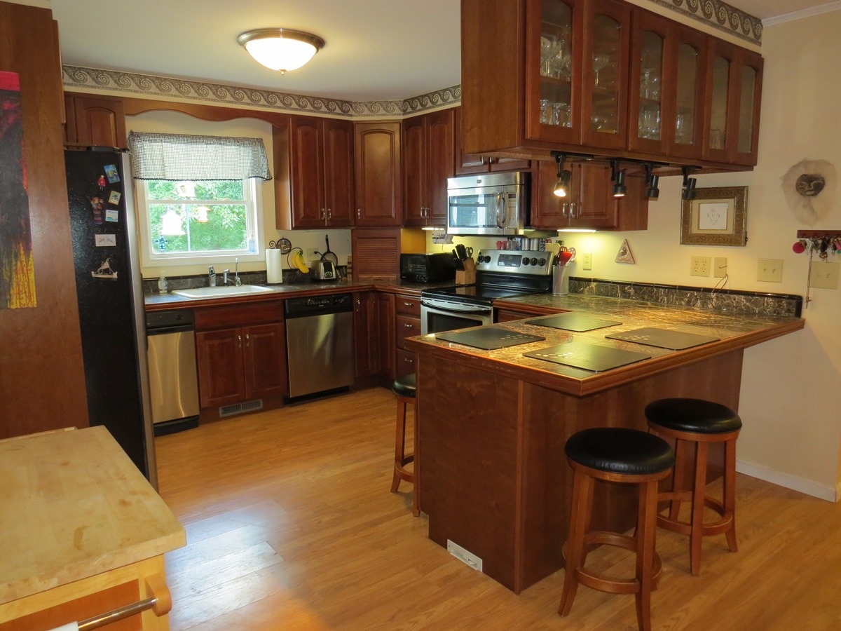 516 Watson St, Toccoa, GA 30577 photo 4