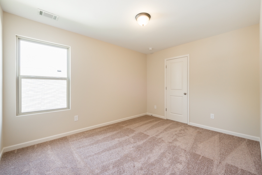 7438 St David St, Fairburn, GA 30213 photo 9