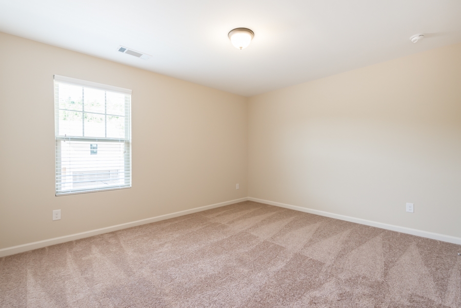 7438 St David St, Fairburn, GA 30213 photo 8