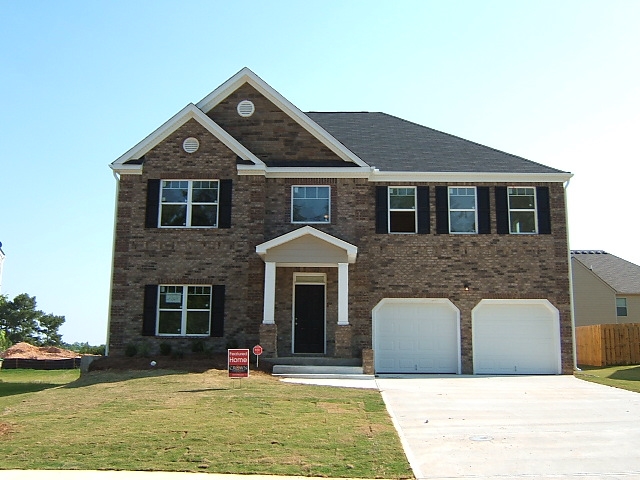 347 Lamont Ln, Hampton, GA 30228 photo 3