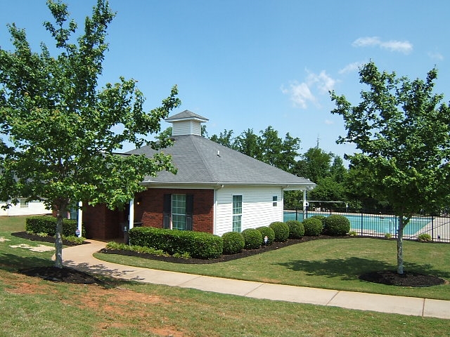 347 Lamont Ln, Hampton, GA 30228 photo 12