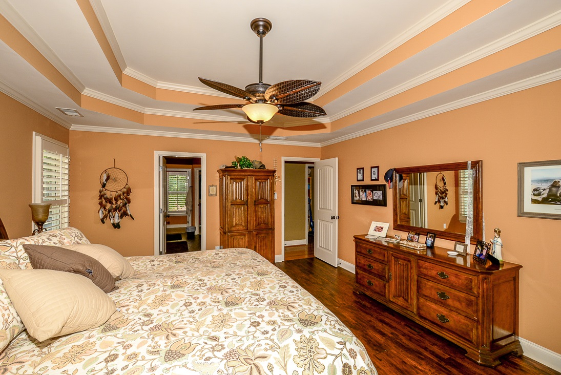 219 Amberleigh Cir, White, GA 30184 photo 9
