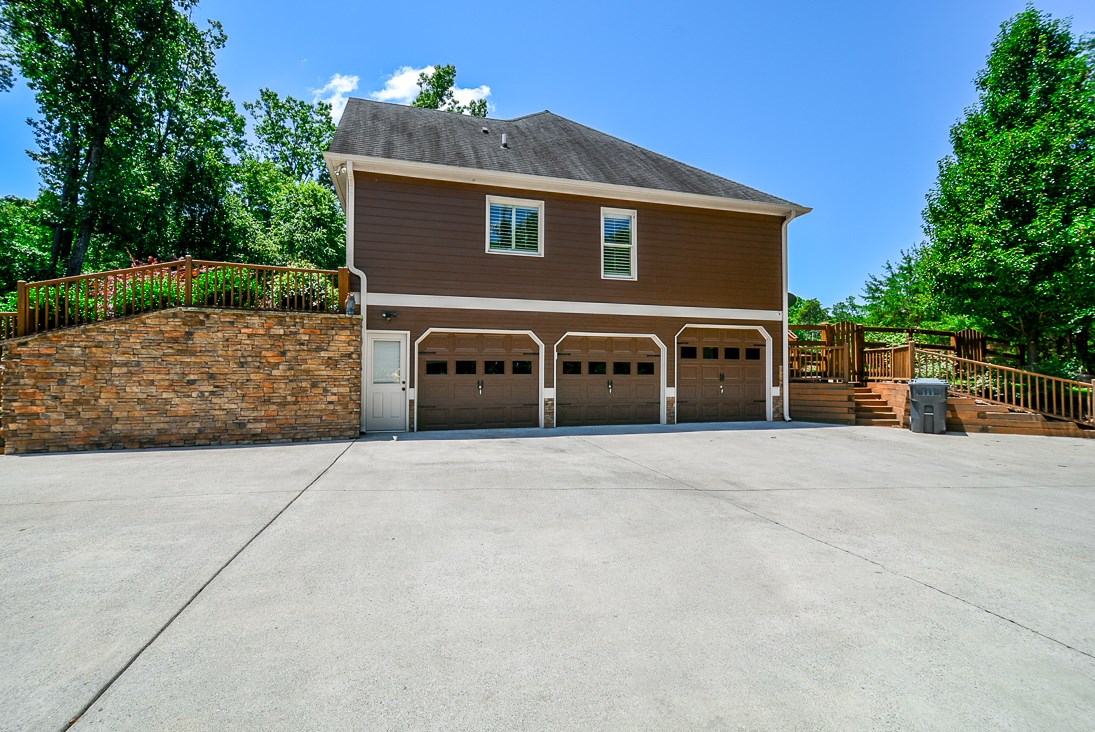 219 Amberleigh Cir, White, GA 30184 photo 21