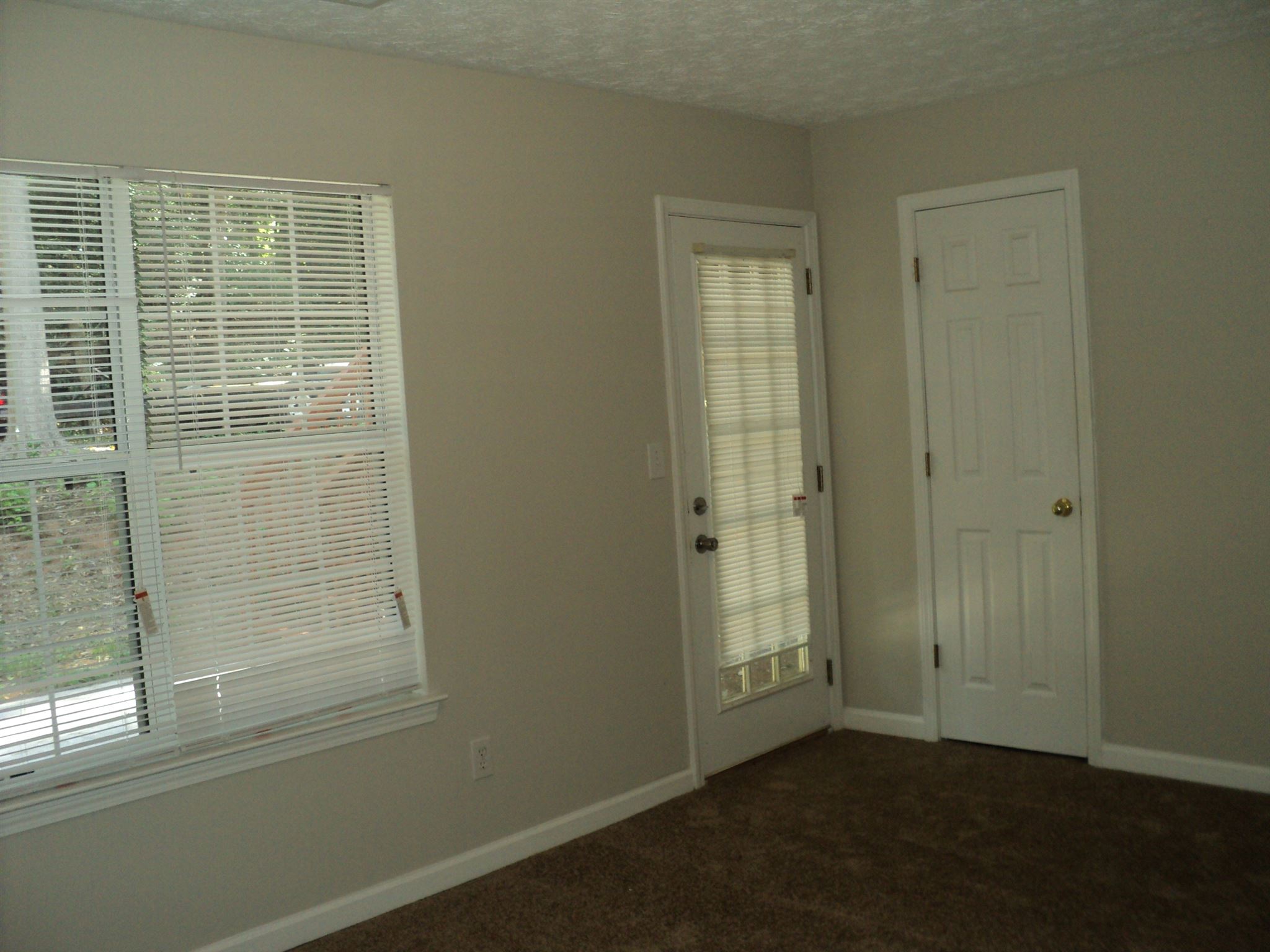 2818 Bretton Dr, Rex, GA 30273 photo 15