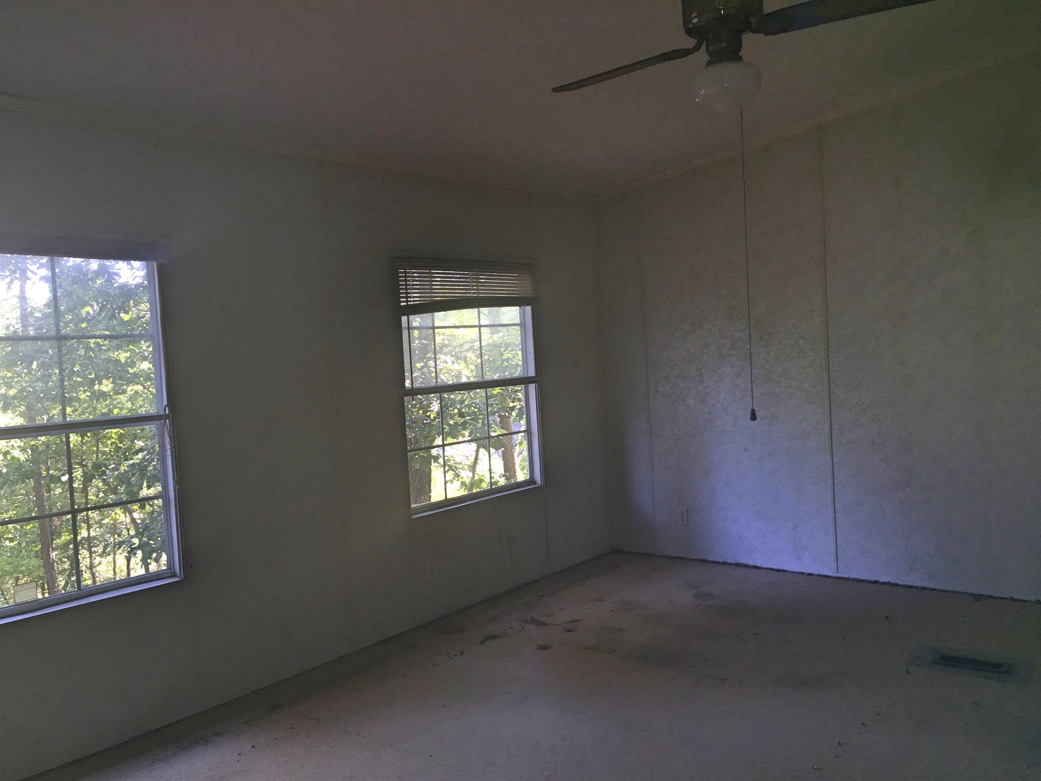 188 E Second St, Lindale, GA 30147 photo 8