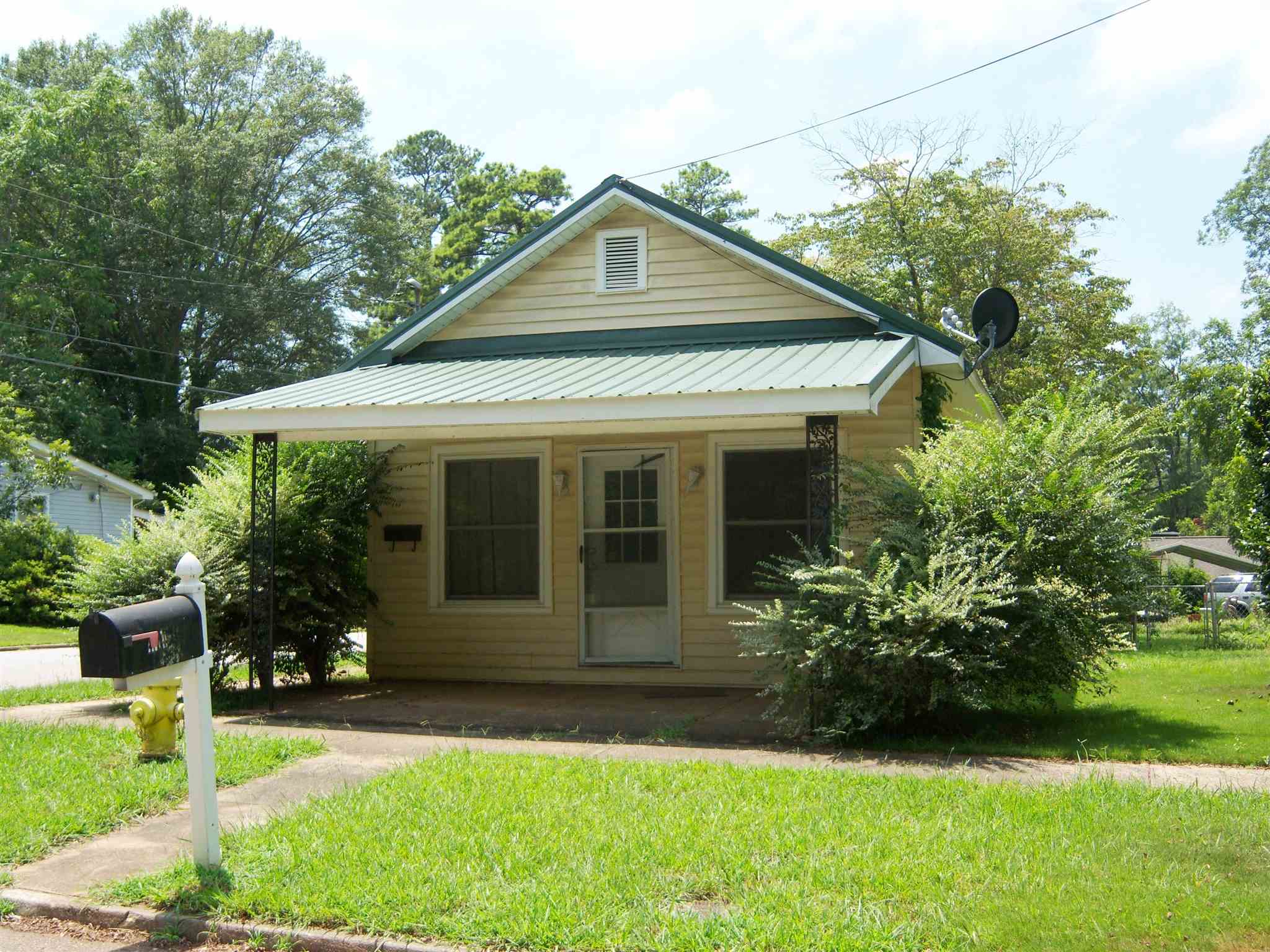 412 Boulevard St, Lagrange, GA 30240 photo 2