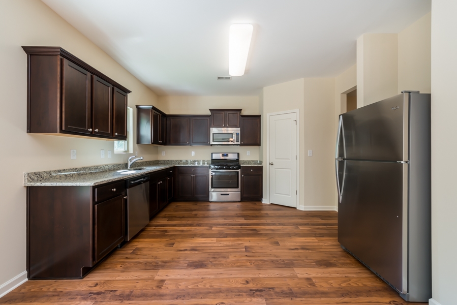 268 Aberdeen Way, Dallas, GA 30132 photo 5