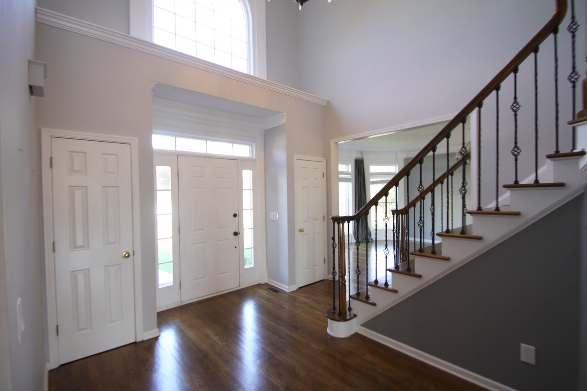 3873 Shadow Loch Dr, Suwanee, GA 30024 photo 2