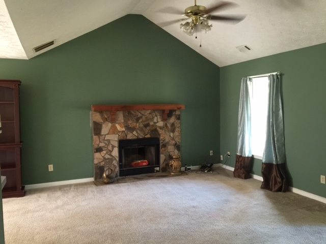 210 Graystone Dr, Covington, GA 30014 photo 2