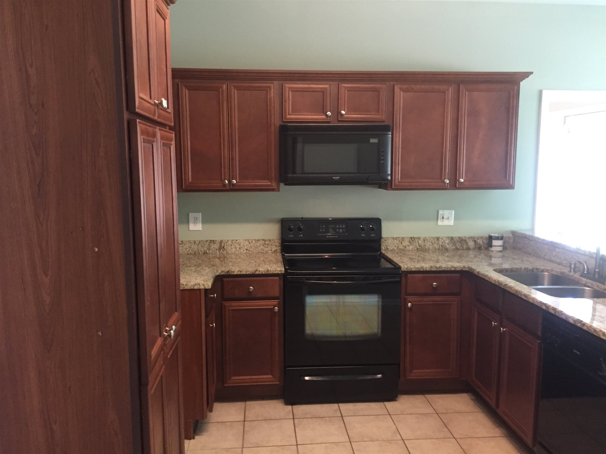 507 Camelot Dr, Lagrange, GA 30241 photo 8