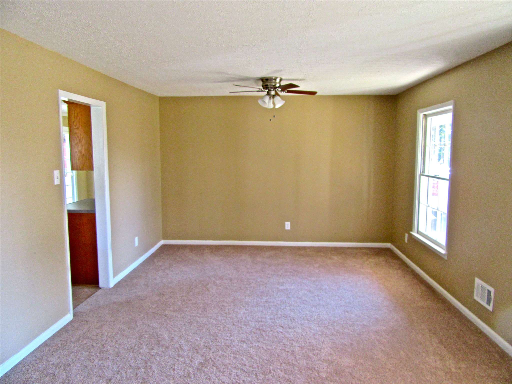 507 Pinecrest Rd, Warner Robins, GA 31093 photo 8