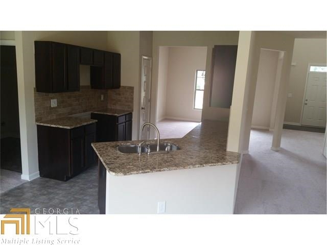 5758 Rex Ridge Loop, Rex, GA 30273 photo 12
