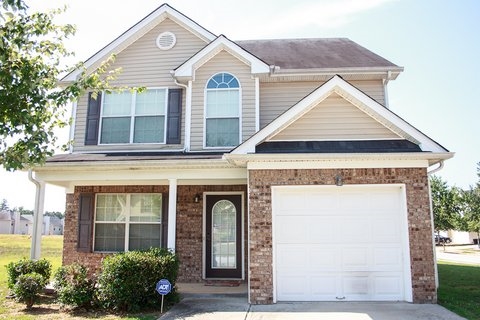 1550 Onalee Dr, Hampton, GA 30228 photo 1