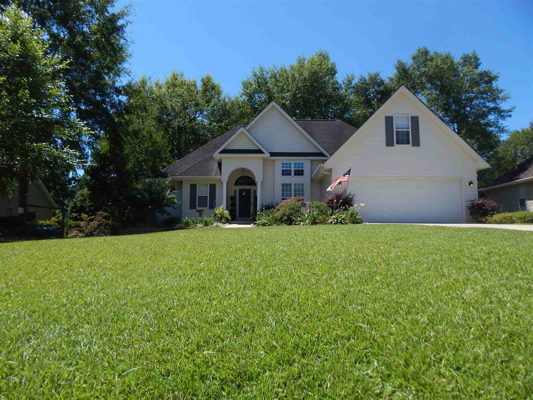 307 Shane Cir, Perry, GA 31069 photo 1