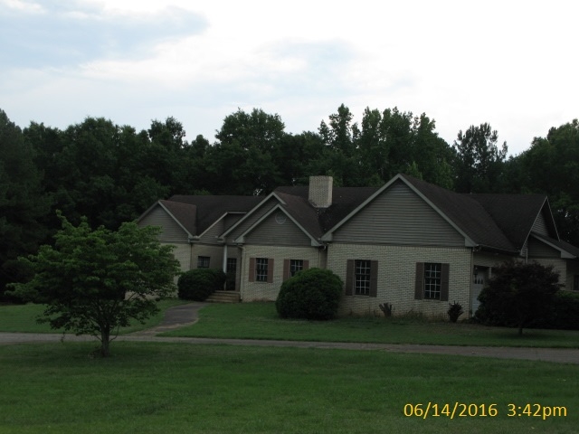8 Lufbery Ct, Williamson, GA 30292 photo 2
