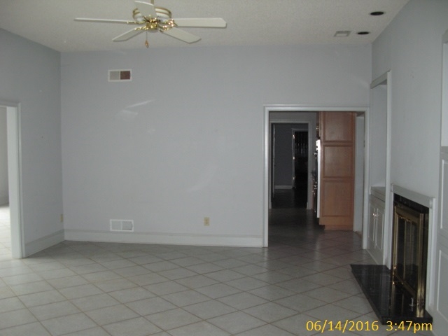 8 Lufbery Ct, Williamson, GA 30292 photo 7