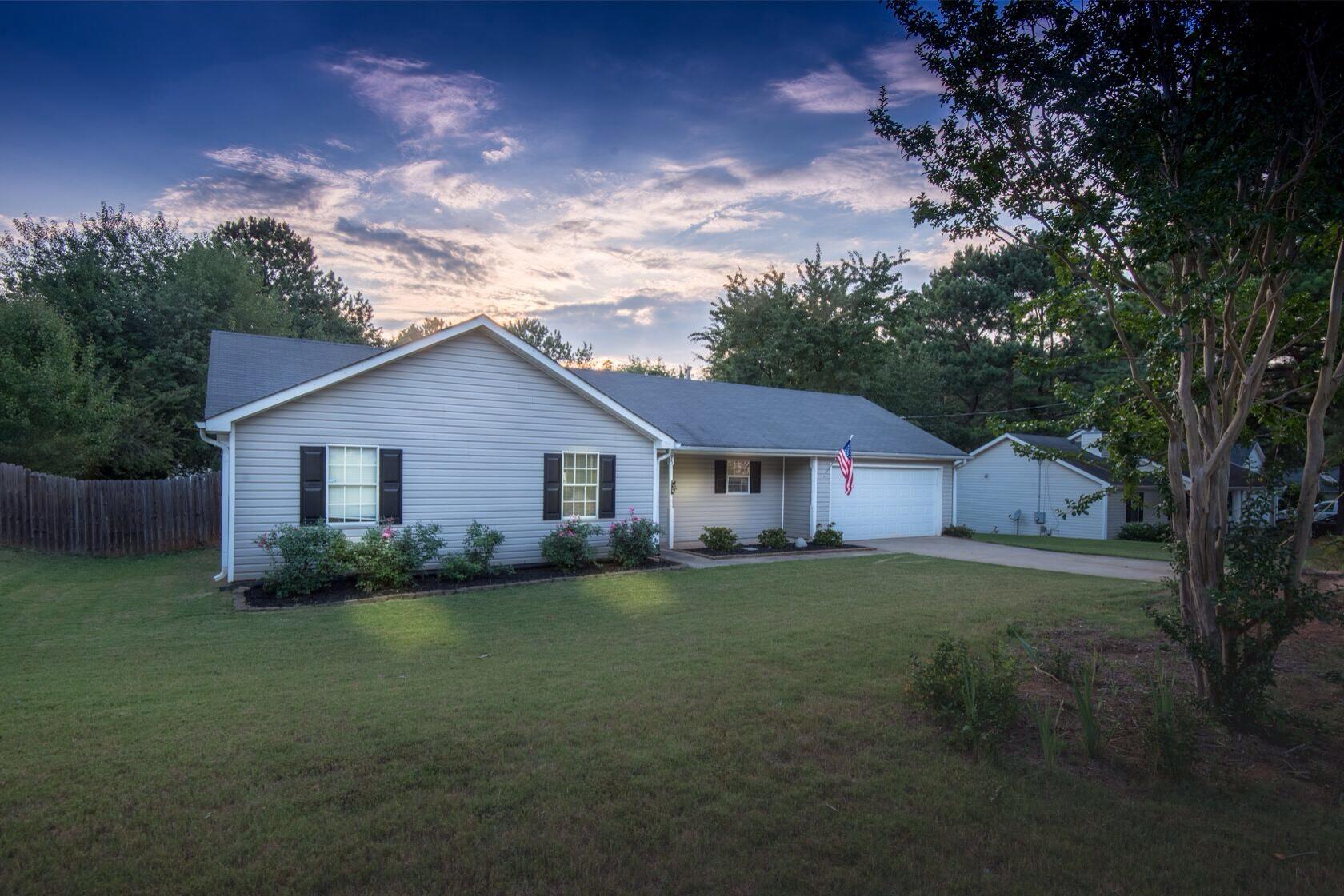 75 Mallie Ct, Hampton, GA 30228 photo 1