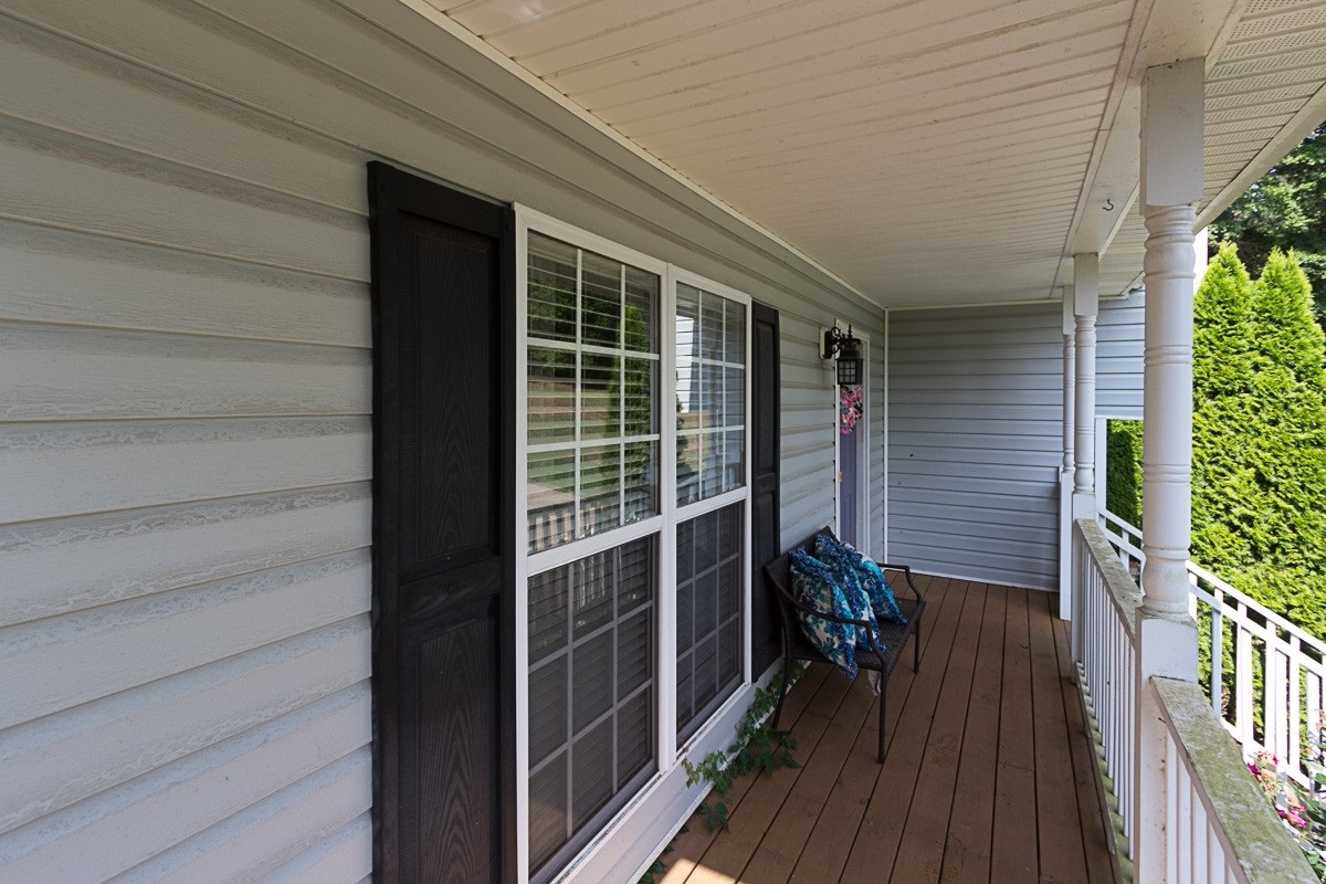 188 Rivermist Ct, Bethlehem, GA 30620 photo 2