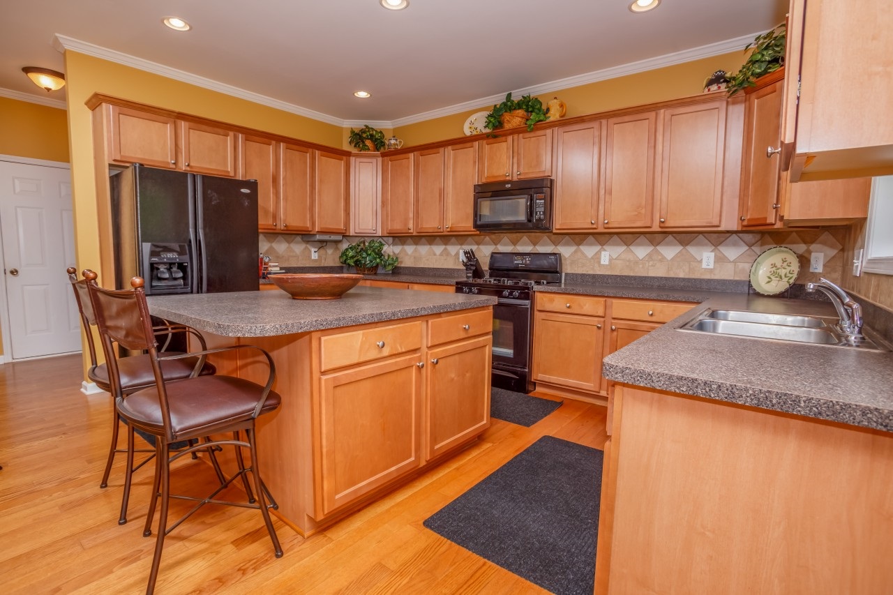501 Crestview Ct, Canton, GA 30115 photo 11