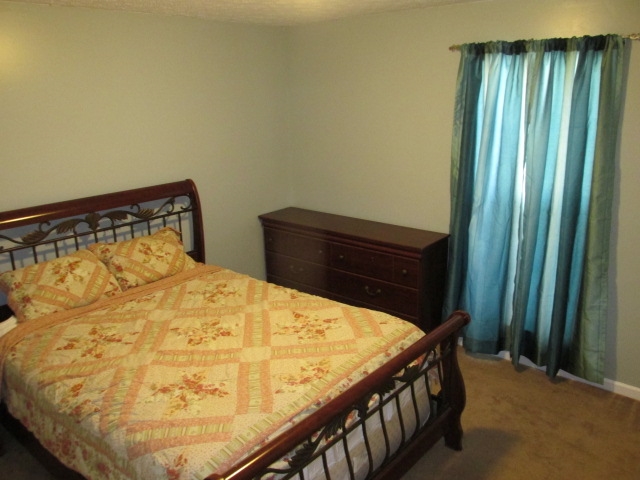 27 Nantucket Dr, Lagrange, GA 30241 photo 12
