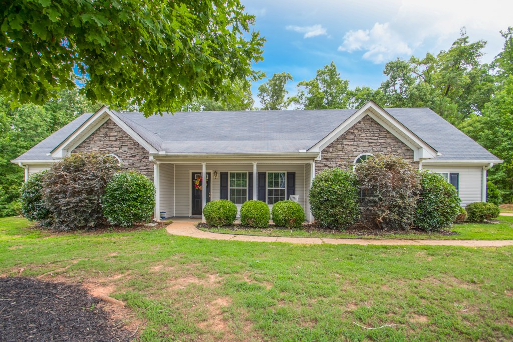 95 Shadowbrook Trce, Covington, GA 30016 photo 1