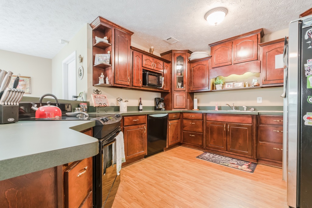 95 Shadowbrook Trce, Covington, GA 30016 photo 12