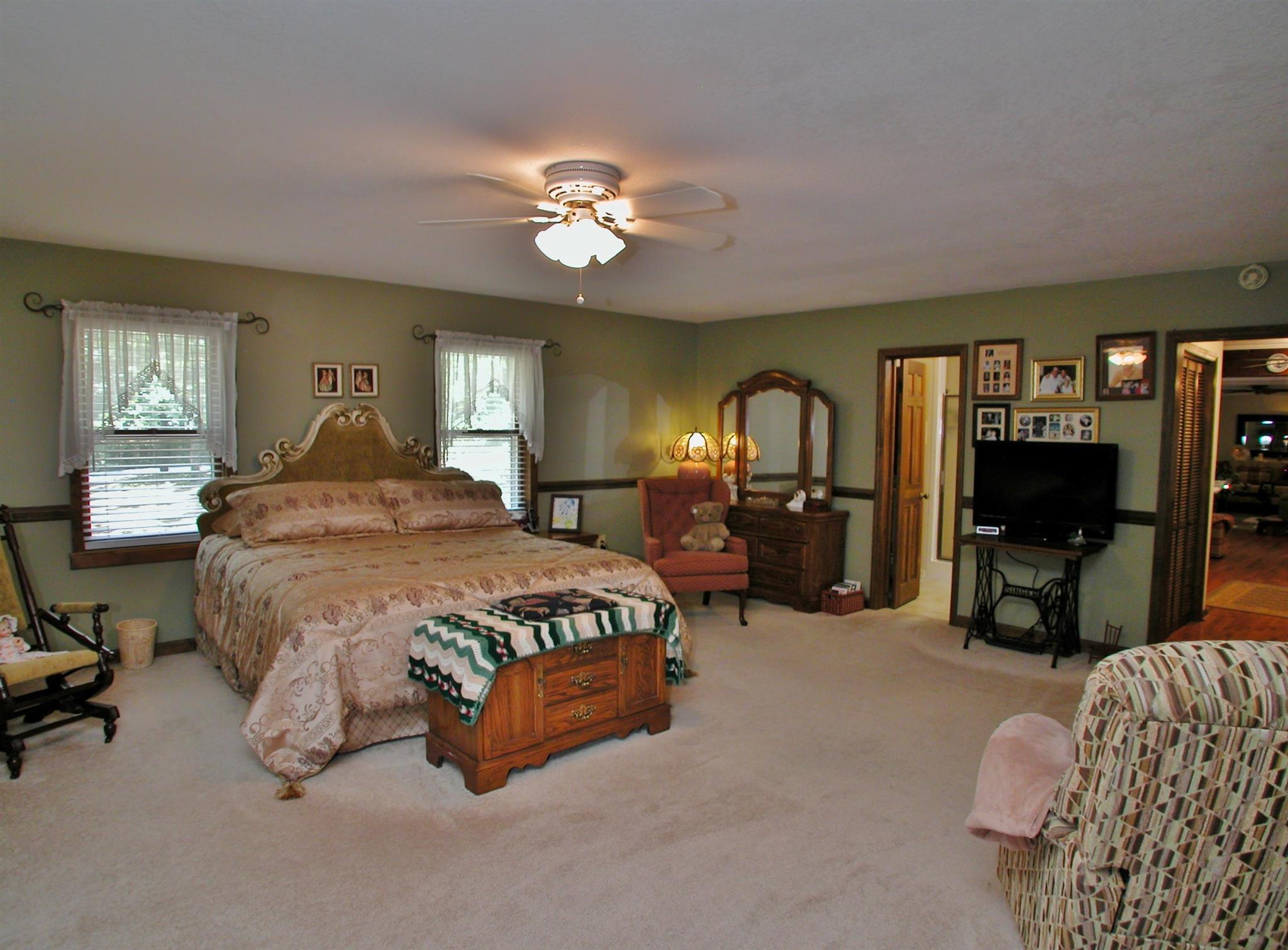 245 Bent Oak Dr, Cornelia, GA 30531 photo 13