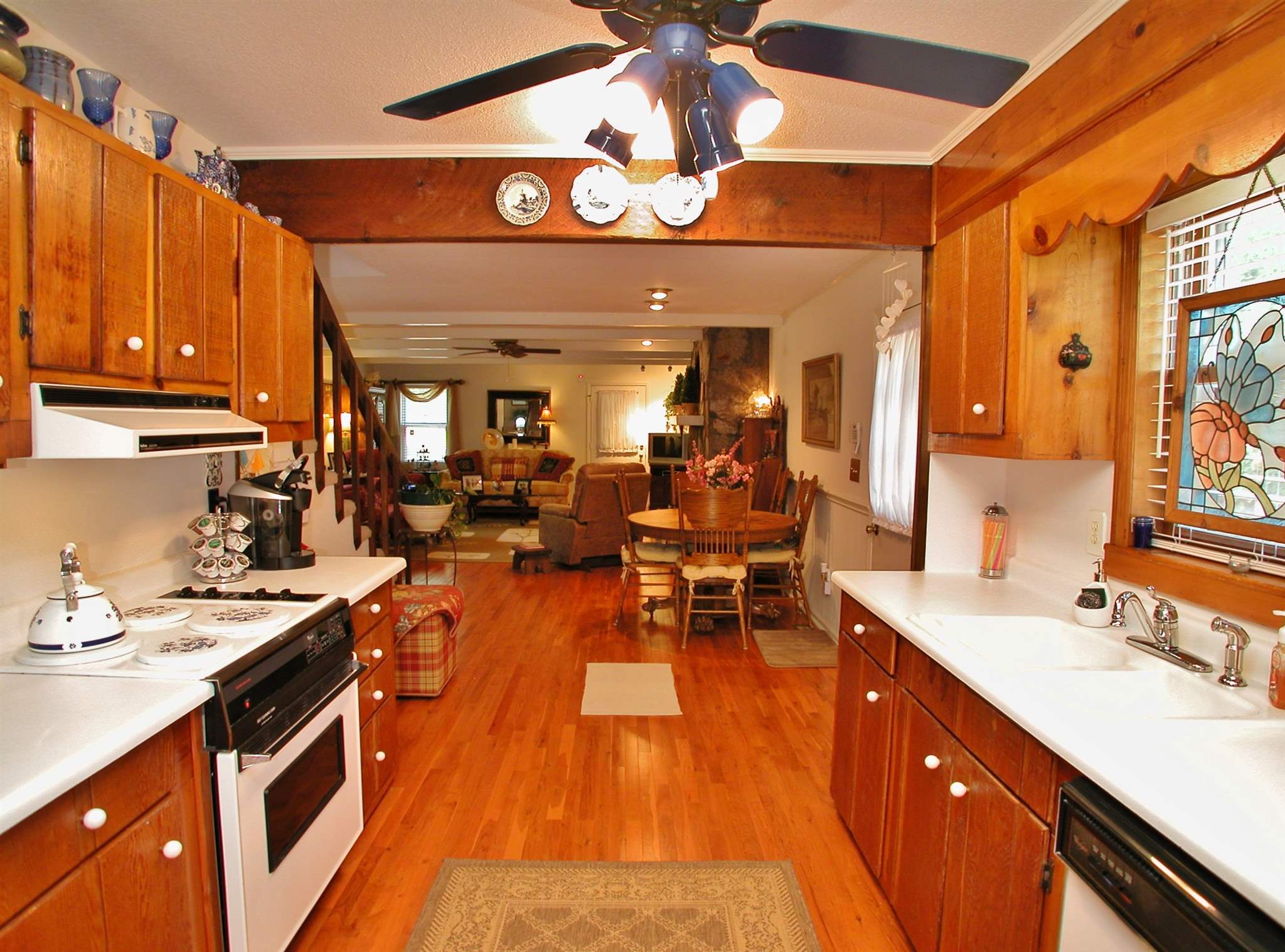245 Bent Oak Dr, Cornelia, GA 30531 photo 9
