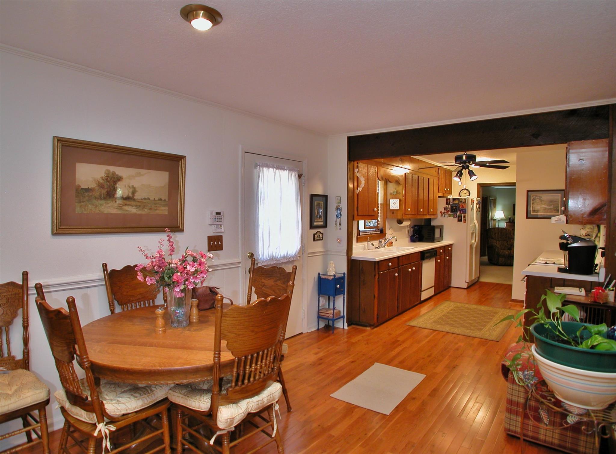 245 Bent Oak Dr, Cornelia, GA 30531 photo 8