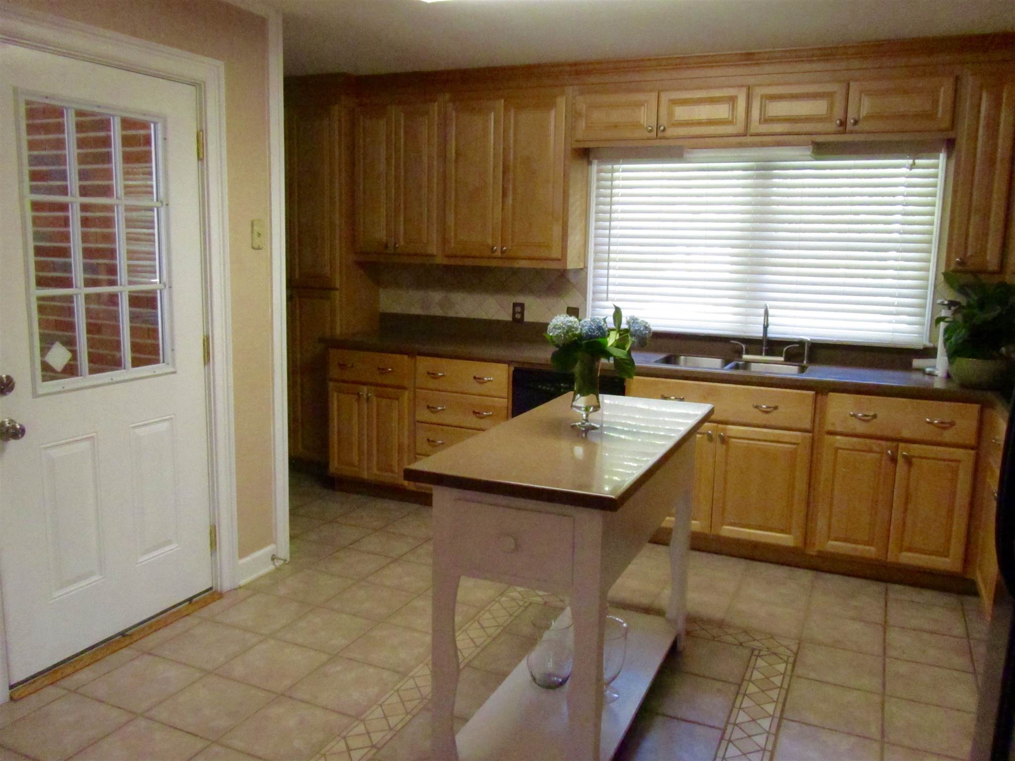 55 Wilson Dr, Commerce, GA 30529 photo 9