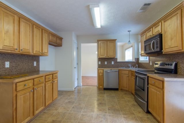 275 Lamar Ln, Covington, GA 30016 photo 13