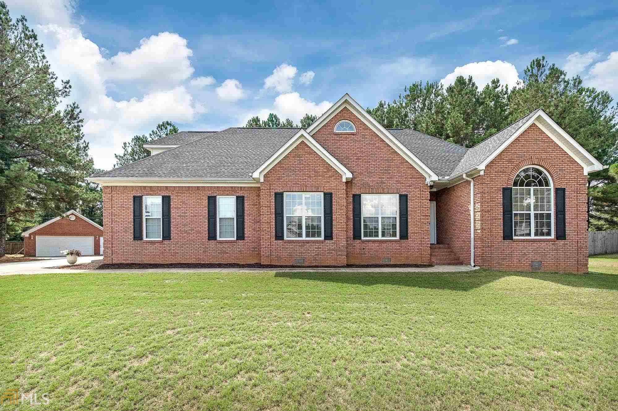 201 Edenwylde Ct, Hampton, GA 30228 photo 2