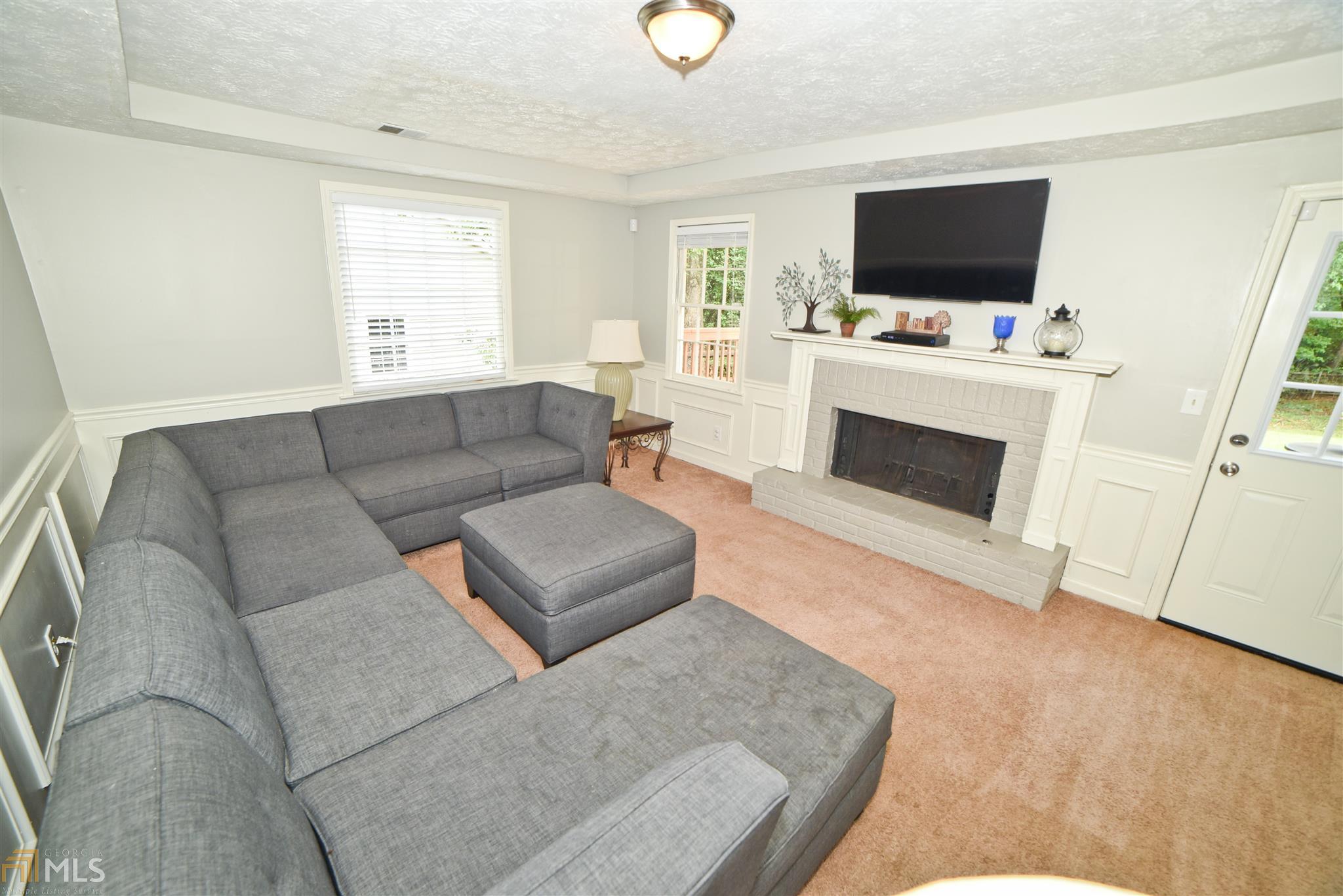 1663 Pinefield Rd, Marietta, GA 30066 photo 5
