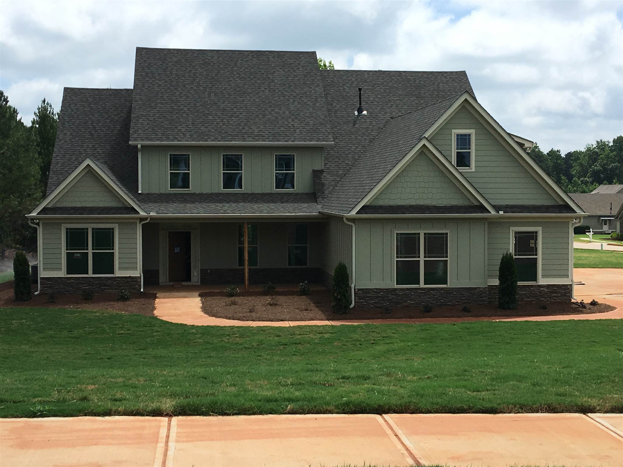 116 Kenmare Row, Tyrone, GA 30290 photo 1