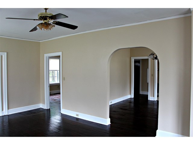 329 E Lee St, Thomaston, GA 30286 photo 4