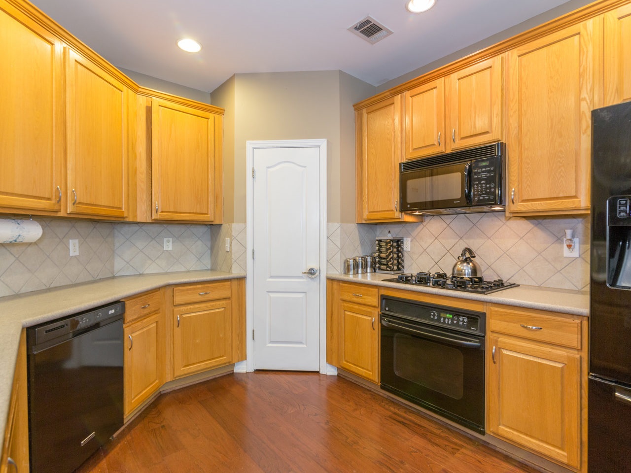 1937 Regency Cv, Chamblee, GA 30341 photo 14