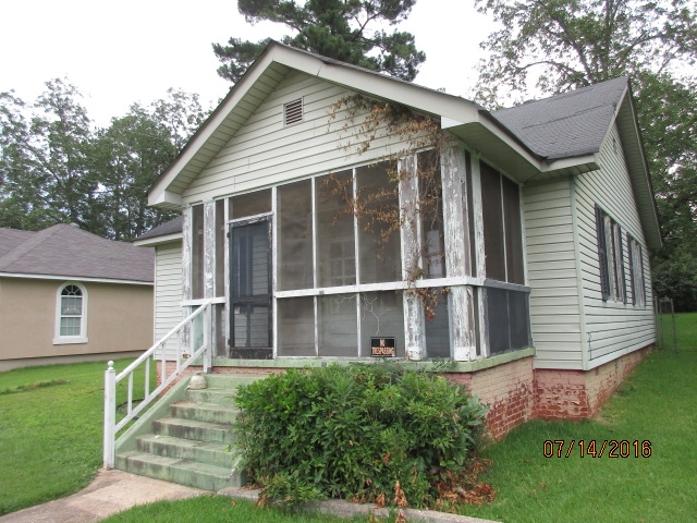 319 E St, Thomaston, GA 30286 photo 13