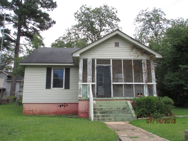 319 E St, Thomaston, GA 30286 photo 1