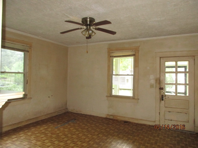 319 E St, Thomaston, GA 30286 photo 10