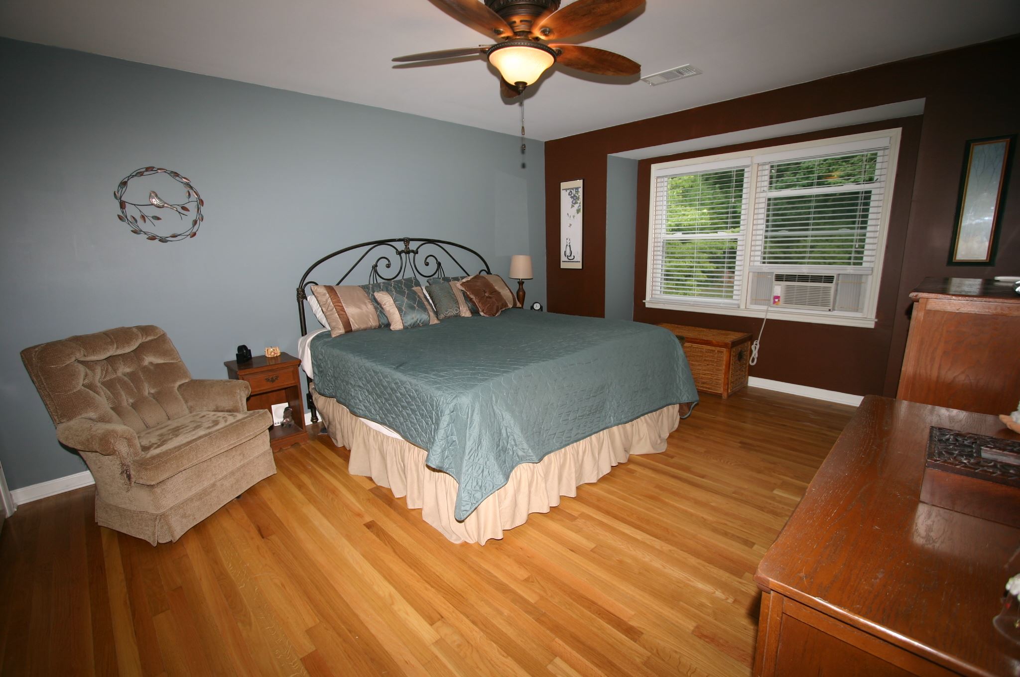 4252 Cavan Dr, Stone Mountain, GA 30083 photo 9