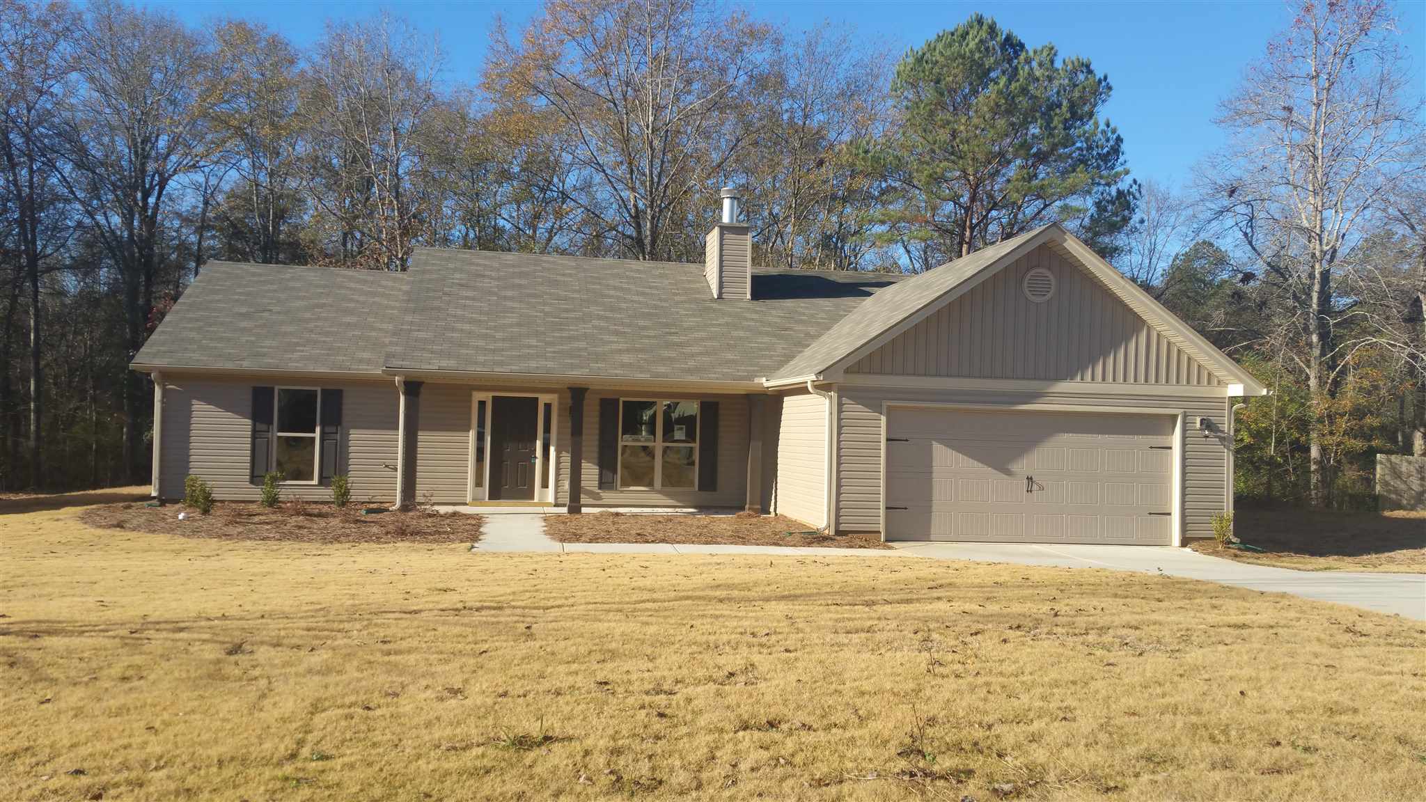 816 Bethany Estates Dr, Monroe, GA 30655 photo 1